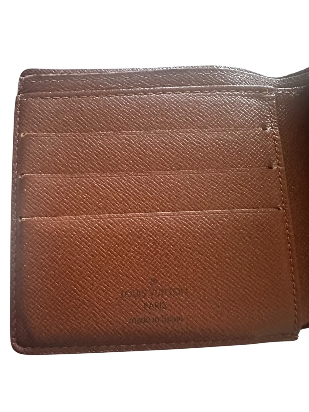 Vintage LV men’s wallet with coin